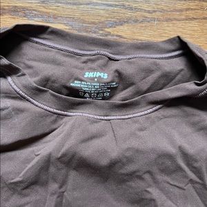 Skims Fits Everybody T-Shirt Bodysuit - Cocoa